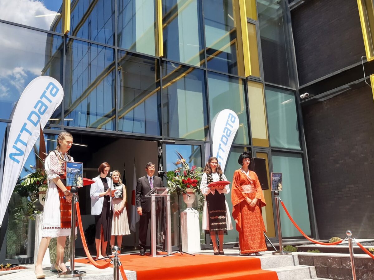 noul sediu ntt data sibiu, inaugurat cu deschiderea oficială a fits - maria metz: „dăm ceva înapoi comunității în care ne-am născut”