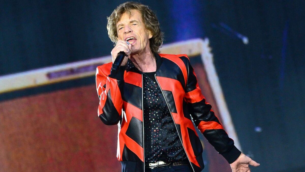 mick jagger anulează al doilea concert din turneul european - este infectat cu covid-19