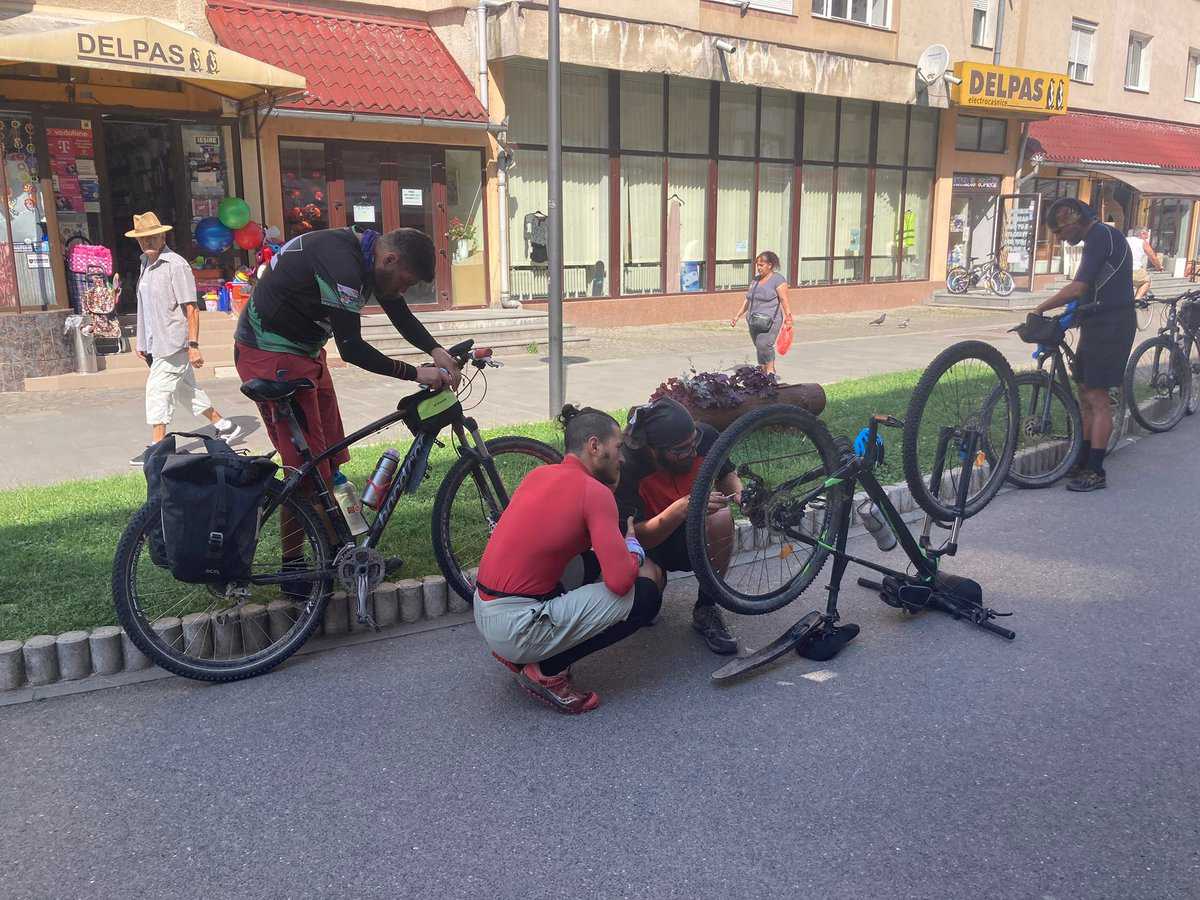 sibianul care a probat via transilvanica pe bicicletă - 13 zile cu peisaje pitorești si oameni faini