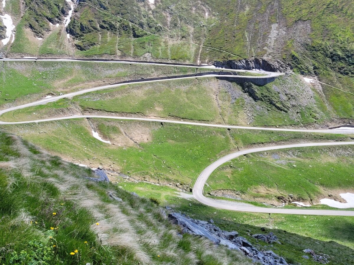 circulație oprită temporar pe transfăgărășan, în merișani