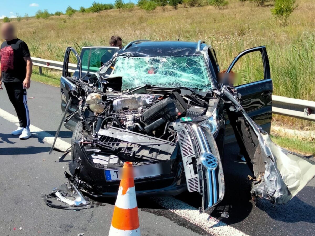 UPDATE FOTO: Accident pe autostrada A1 între Cunța și Săliște - Cinci persoane rănite