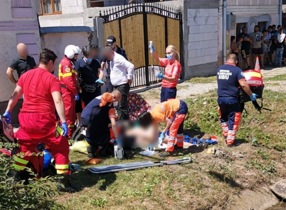 Accidentul grav de la Nocrich - Bărbatul găsit în comă e internat în spital - „Mă rog să fie bine”