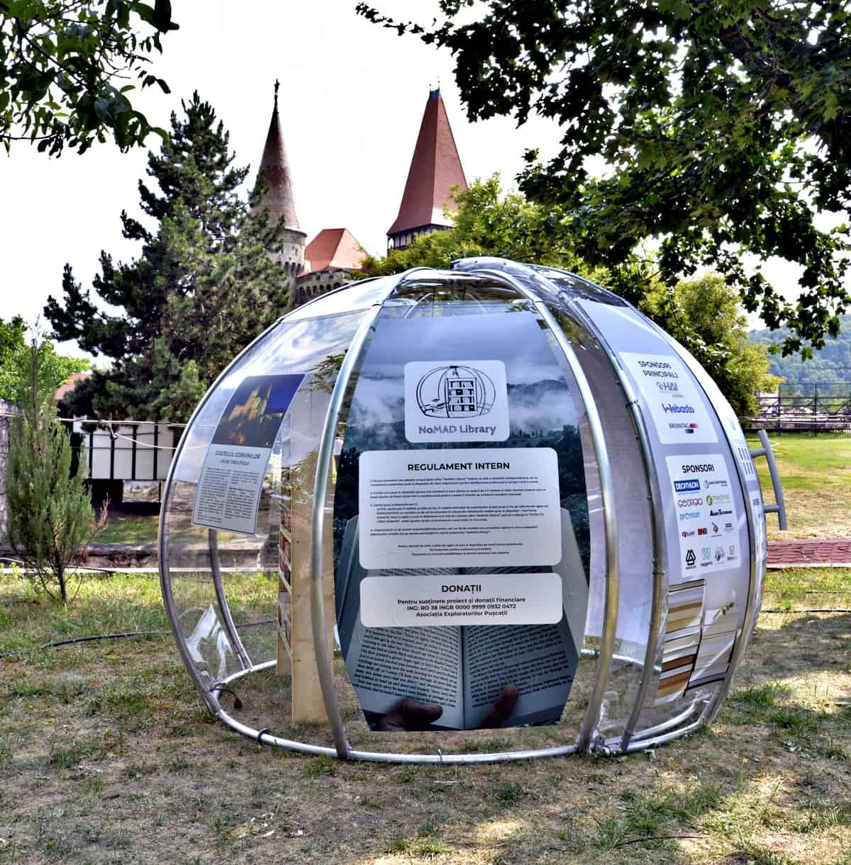 foto: bibliotecă mobilă amplasată la bâlea lac - va fi ”igloo-ul ideilor și inovațiilor”