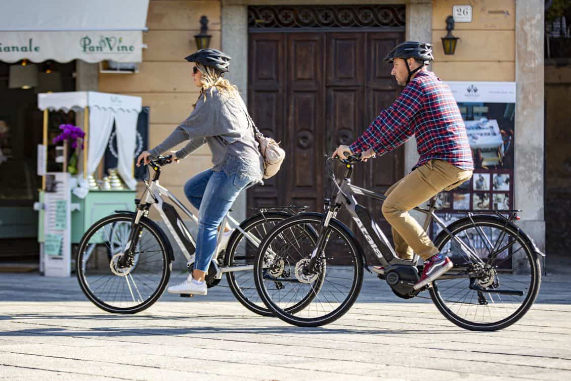 Sibienii adoptă bicicletele electrice - „Poți merge pe Transfăgărășan, chiar dacă nu ești sportiv”