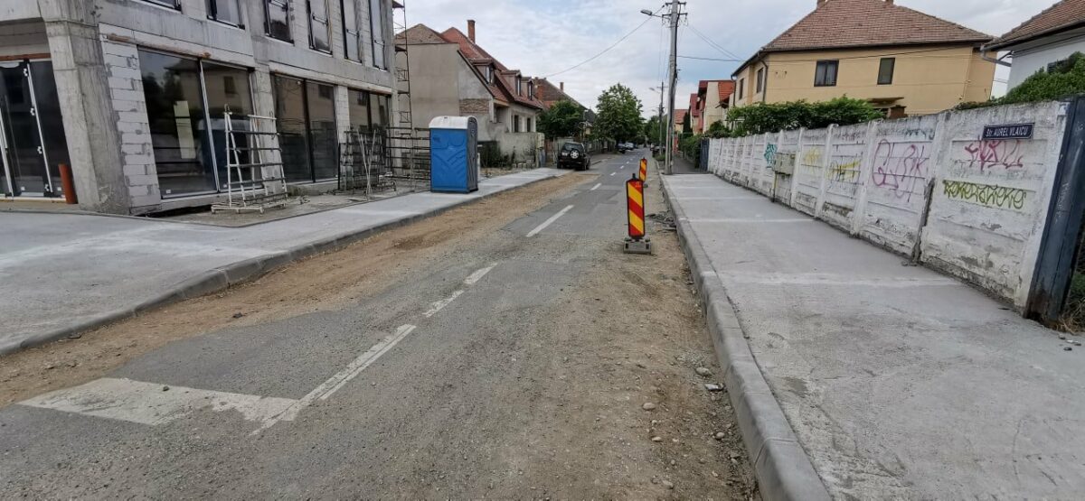 Lucrările de pe Calea Dumbrăvii stârnesc nemulțumiri - Prea mult beton, prea puțin verde și ritm lent, spun locuitorii din zonă