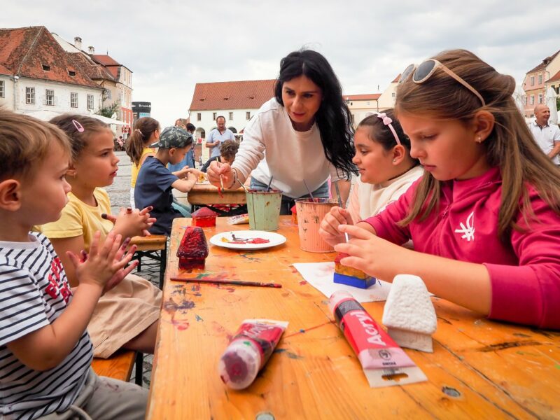 Weekend plin la Sibiu - Petreceri memorabile în Cotton și ateliere interactive pentru părinți și copii