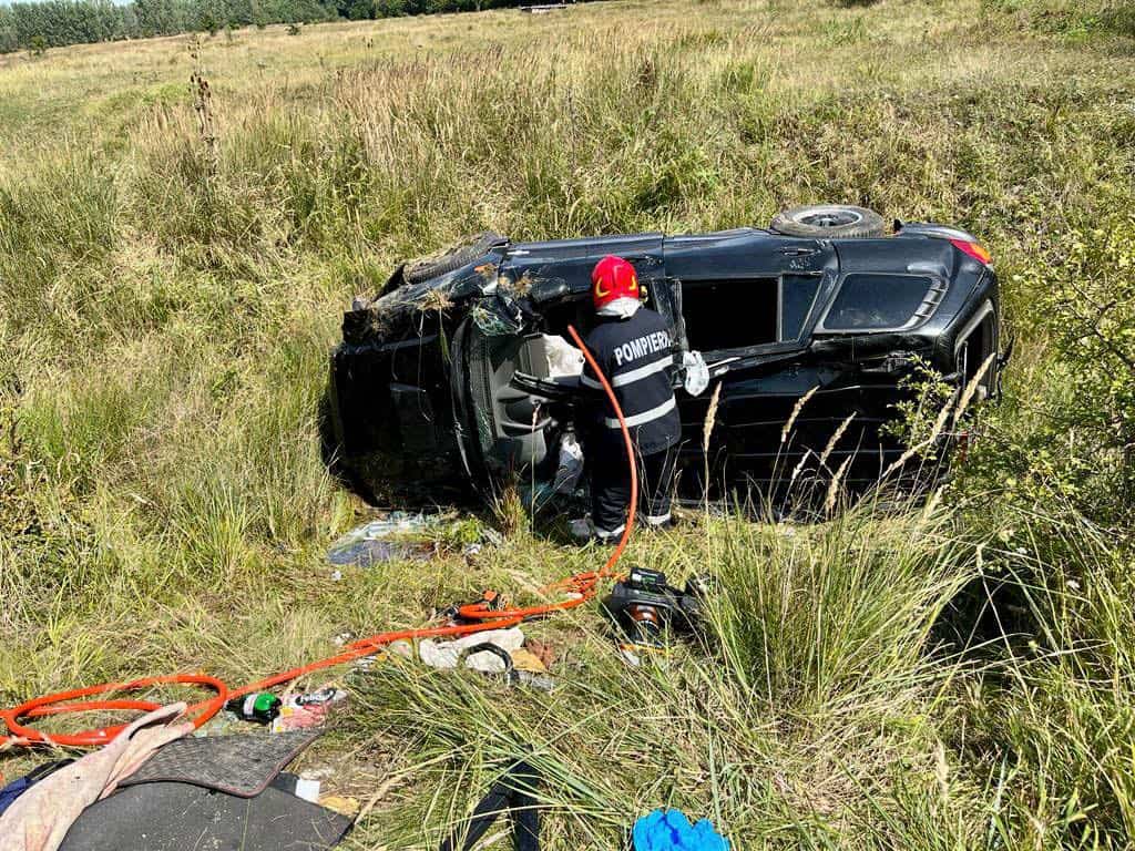 foto accident rutier între sibiu și poplaca - un bărbat este grav rănit