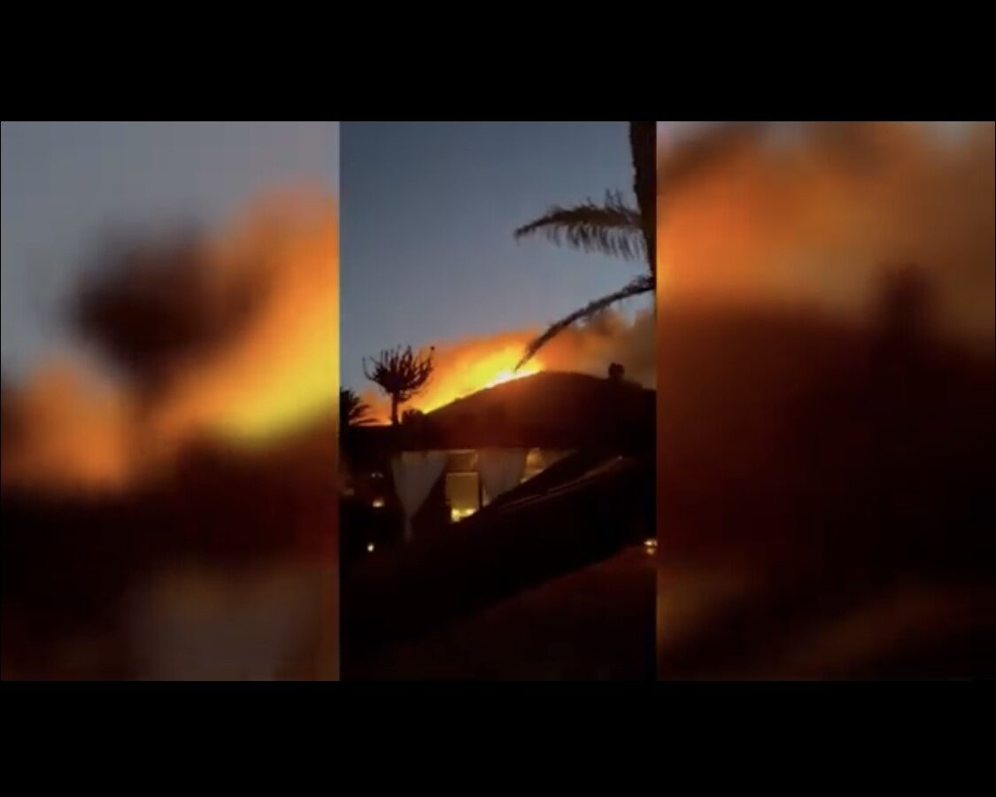 VIDEO - Incendiu pe o insulă din Italia - Designerul Giorgio Armani, printre cei evacuați