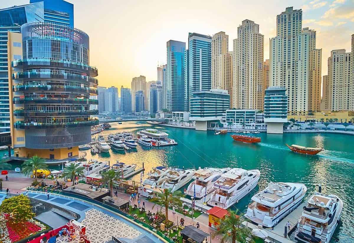 tot mai mulți români caută case în dubai - prețul unui apartament poate ajunge până 8,2 milioane de euro