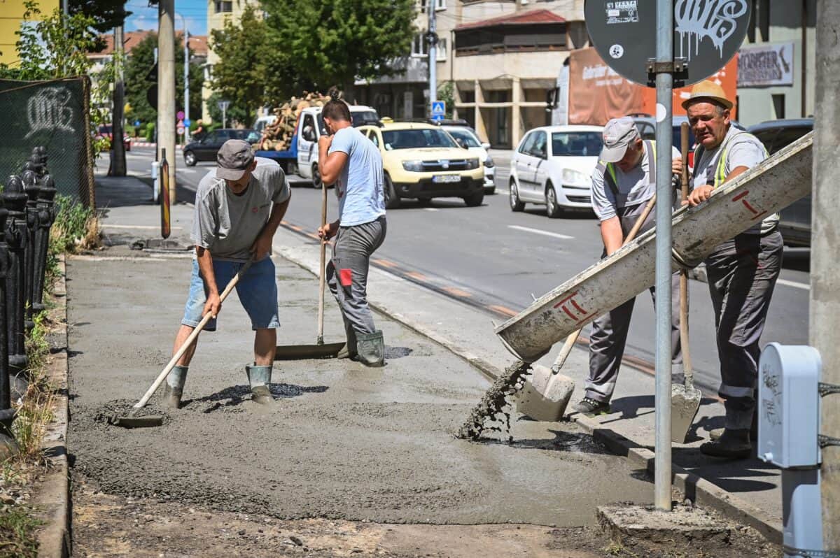 Evitați strada Constituției - Se fac lucrări la carosabil, iar traficul va fi afectat