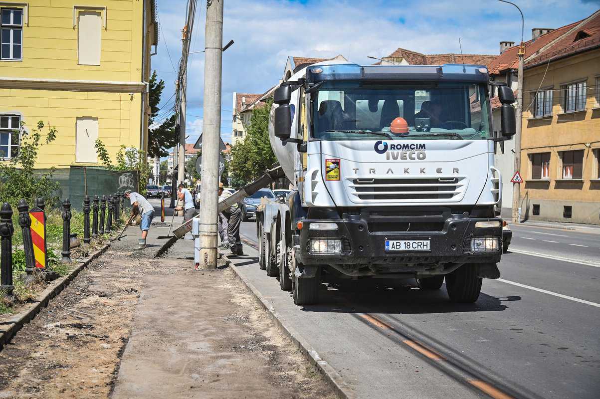 Evitați strada Constituției - Se fac lucrări la carosabil, iar traficul va fi afectat