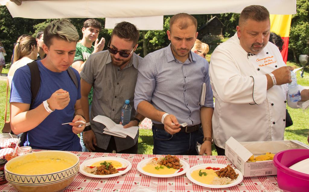 foto "diplomație și bun gust", în muzeul astra - zece echipe vor găti în scop caritabil