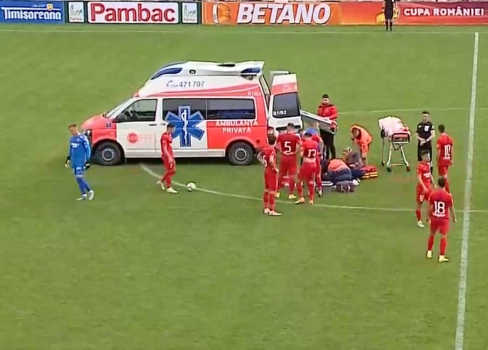 issah accidentat grav în meciul cu fc brașov - jucătorul lui fc hermannstadt dus de urgență la spital