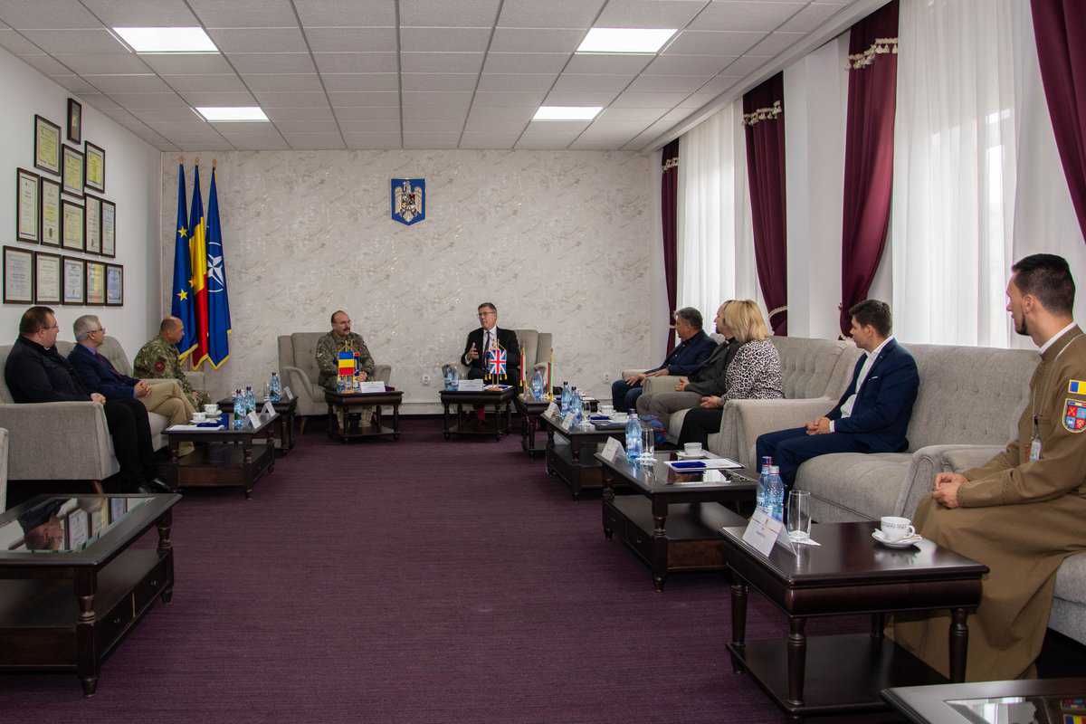 FOTO: Directorul Military Ministries International, în vizită la AFT Sibiu