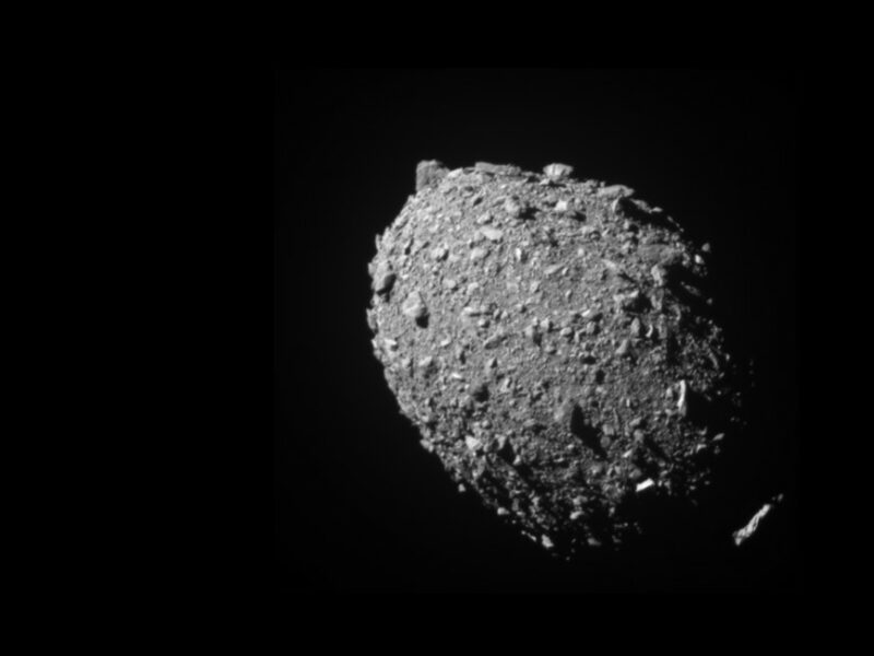 video momentul în care o rachetă nasa a lovit un asteroid aflat la aproape 7 milioane de kilometri de pâmânt