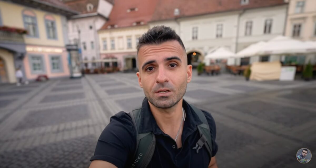 Vlogger cunoscut, în vizită la Sibiu - „Frumos aici, dar am înnebunit pe Valea Oltului”