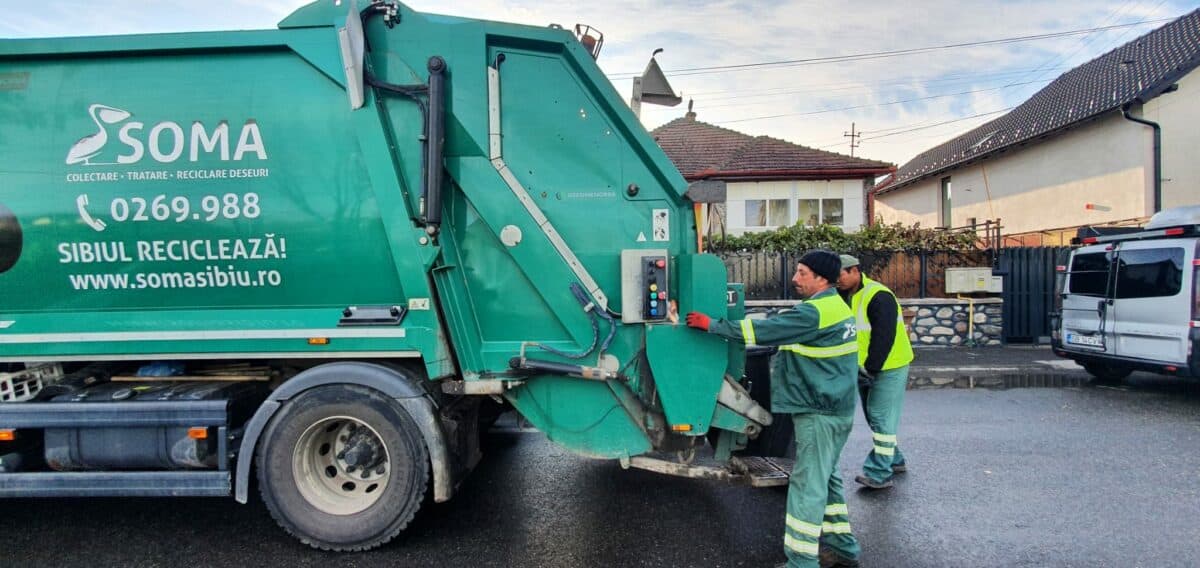 Scade taxa de colectare și transport a gunoaielor, în județul Sibiu. Nu mai sunt incluse cheltuielile pentru depozitare