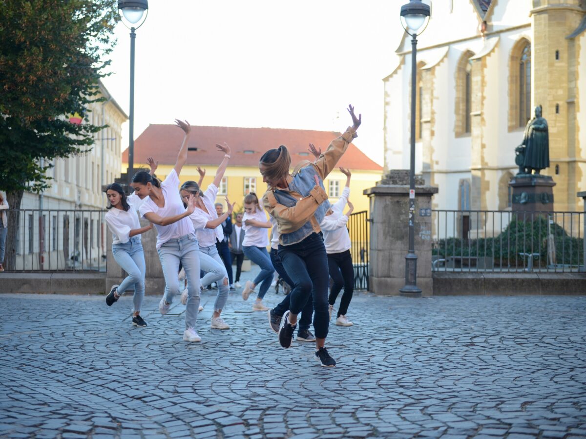 ziua fără mașini la sibiu - programul evenimentelor în cele șapte zone interzise mașinilor duminică, 18 septembrie