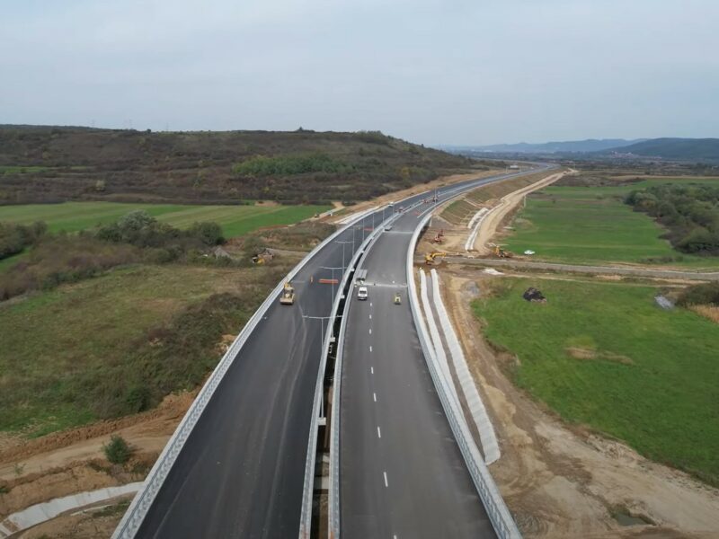 video - imagini noi de pe autostrada sibiu - boița. tronsonul este aproape finalizat