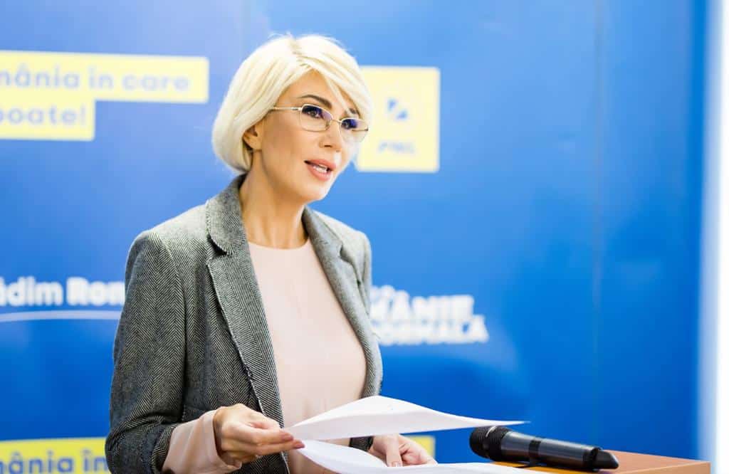 Raluca Turcan anunţă că va fi anul investiţiilor de 100 de milioane de euro în educaţie în Sibiu