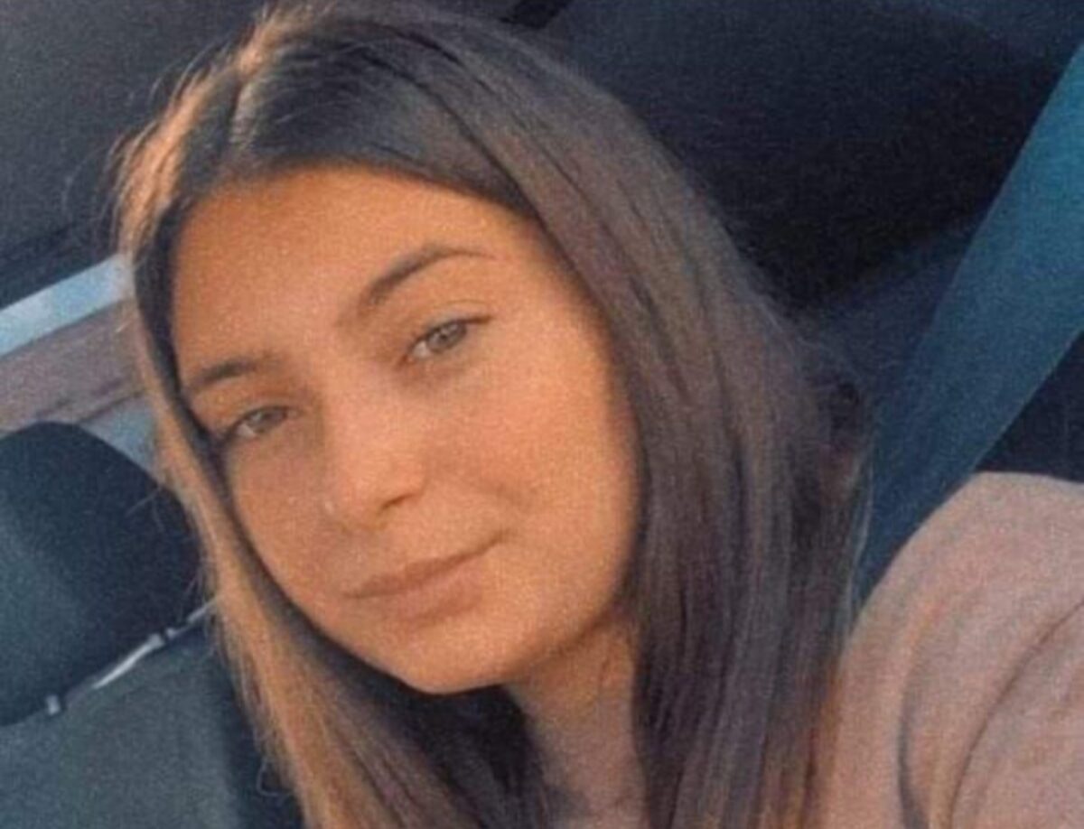 adolescentă din boian, căutată de poliție - paris ana maria a fugit de acasă