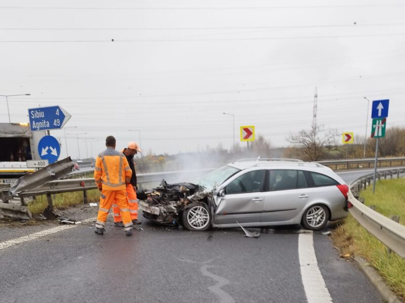 foto: accident la ieșirea de pe autostradă spre agnita - trafic blocat