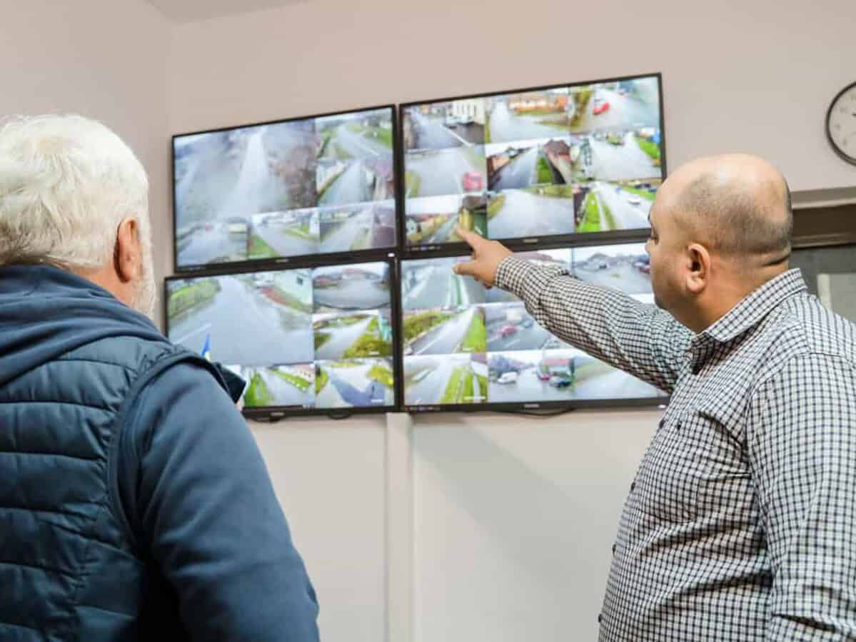 drumurile din județul sibiu monitorizate cu peste 50 de camere video - comandamentul de iarnă vede în direct situația din teren