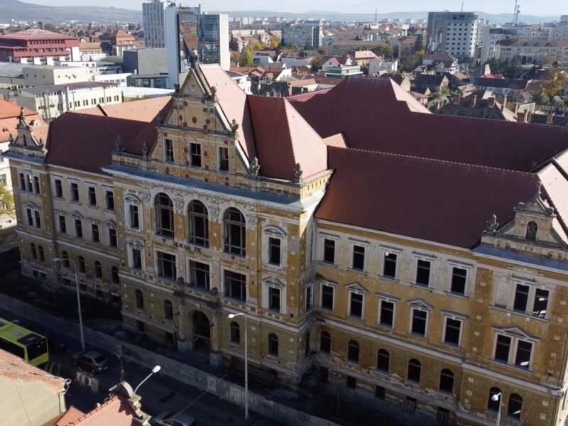 Palatul de Justiție din Sibiu mai are o șansă. Se discută despre continuarea lucrărilor