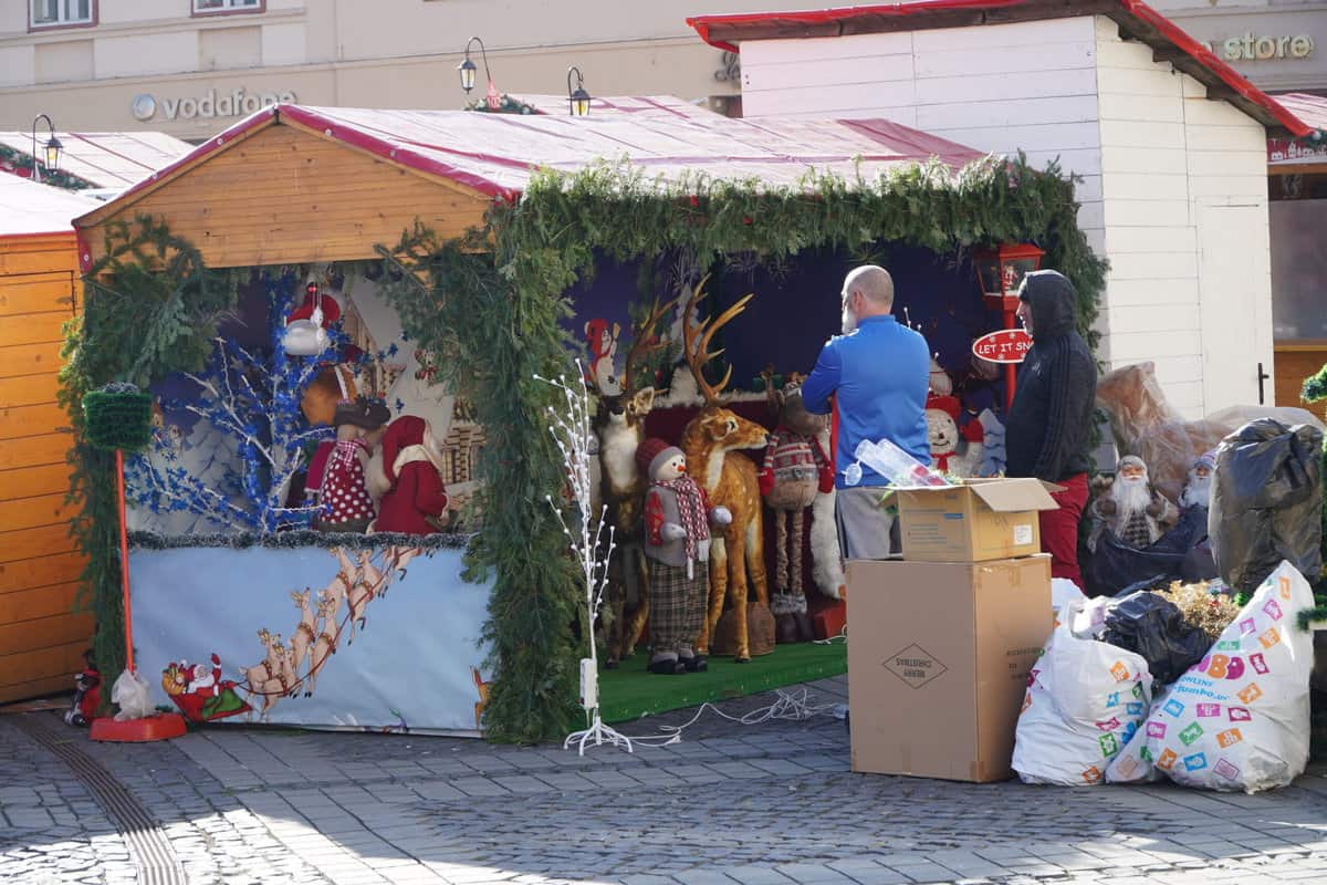 video: târgul de crăciun de la sibiu începe vineri - sute de căsuțe, roată panoramică, patinoar și atelierul lui moș crăciun, printre atracții