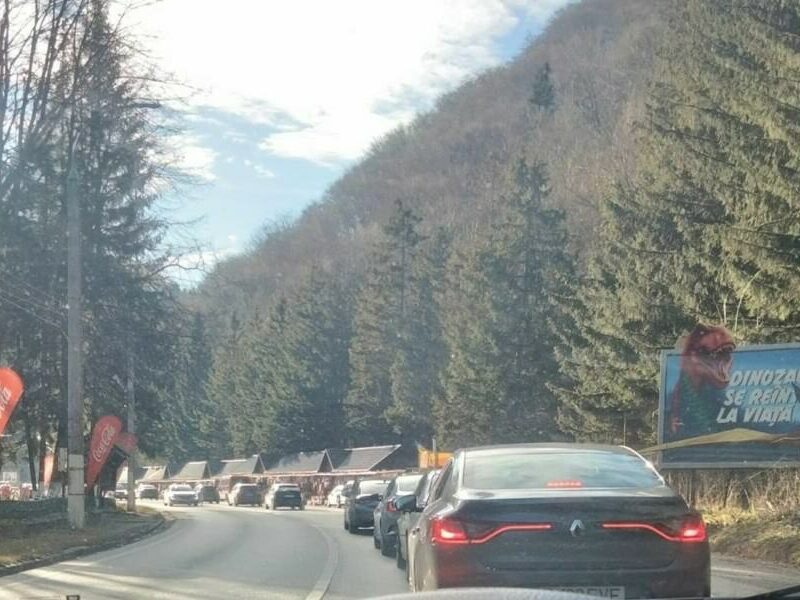 cnair ridică restricțiile pentru tir-uri pe valea prahovei după închiderea traficului pe valea oltului