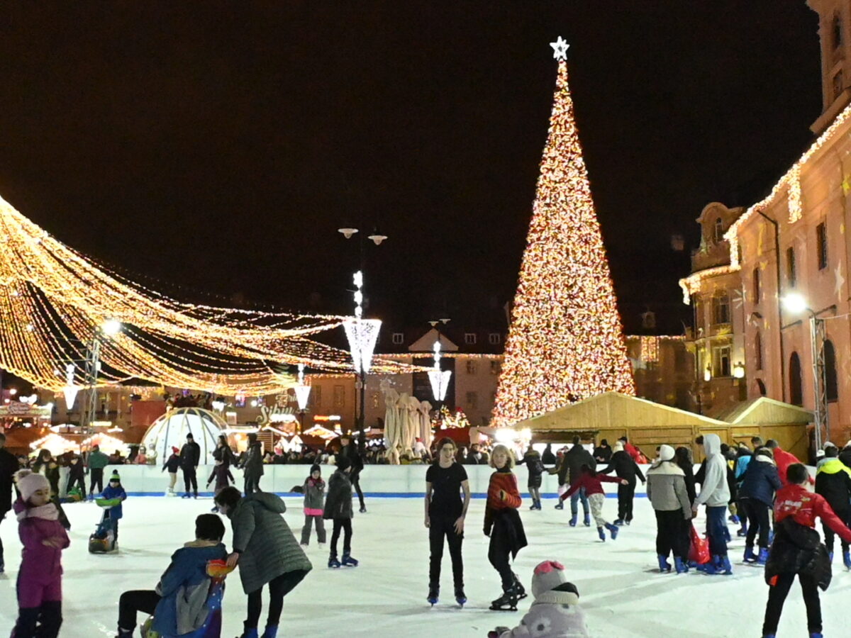 video și galerie foto - programul patinoarelor din sibiu și împrejurimi - cât costă distracția pe gheață iarna aceasta