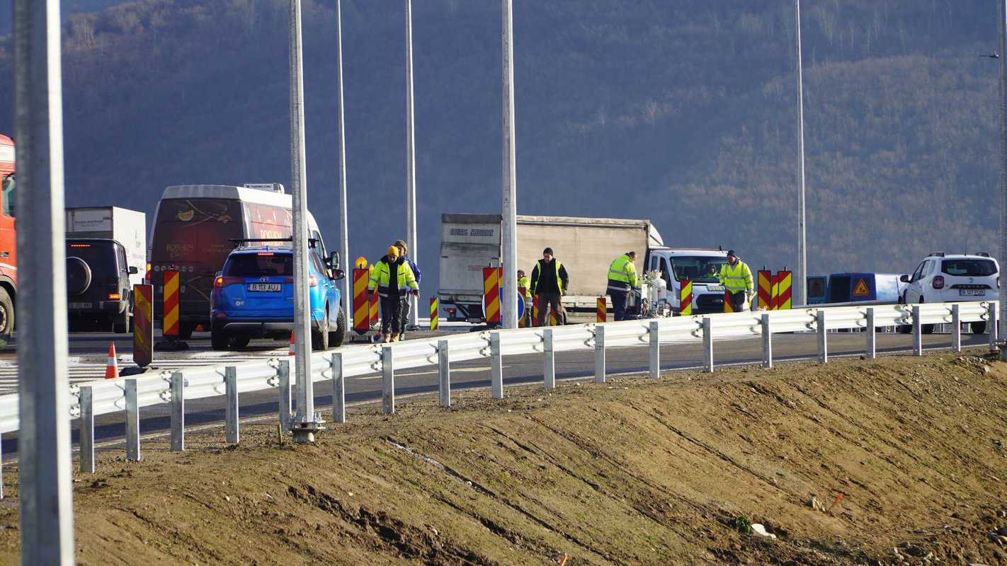 VIDEO FOTO: Se circulă în sfârșit pe primul lot al autostrăzii dintre Sibiu și Pitești - Cum arată tronsonul Sibiu - Boița