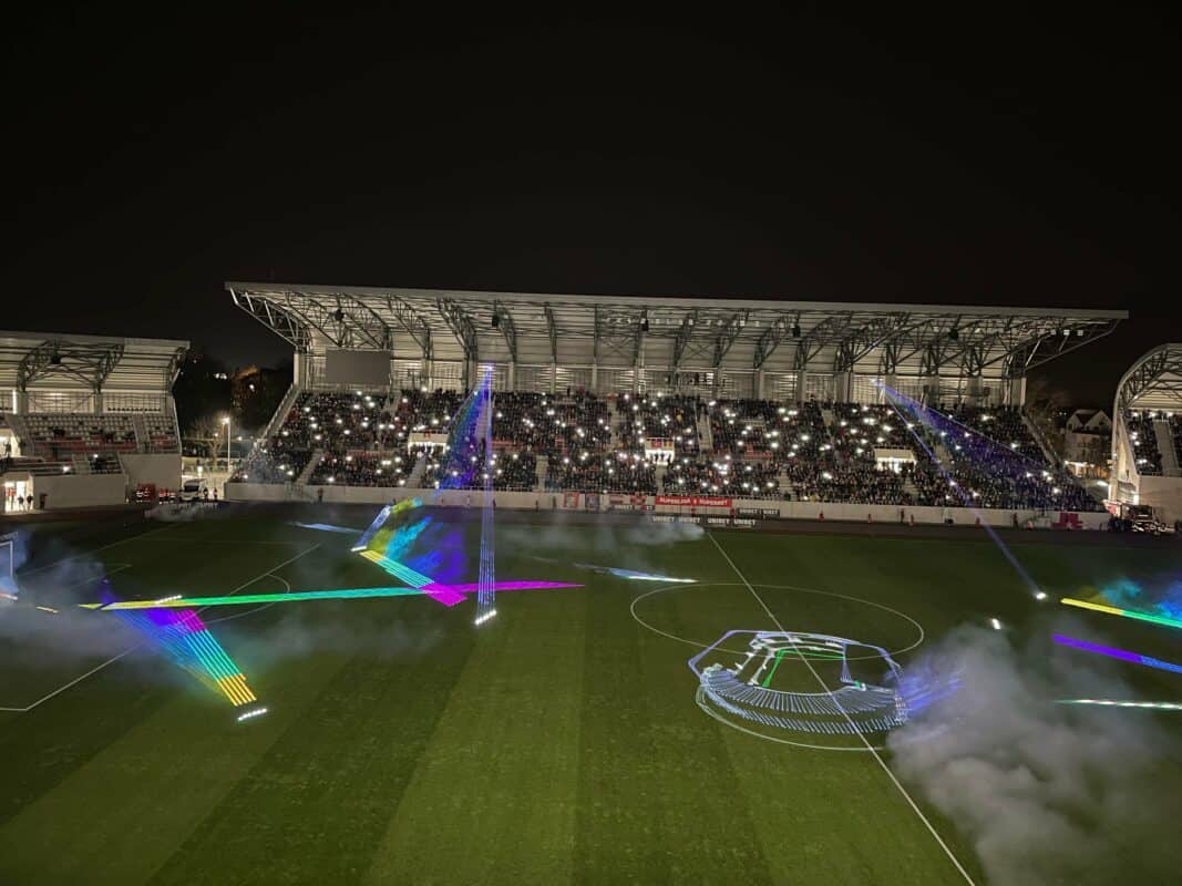 VIDEO FOTO Show total și atmosferă ca în Champions League la Sibiu - Imagini superbe de la inaugurarea stadionului „Municipal”