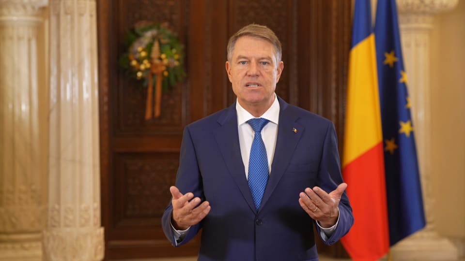 video mesajul președintelui iohannis de anul nou - "privim cu încredere către 2023"