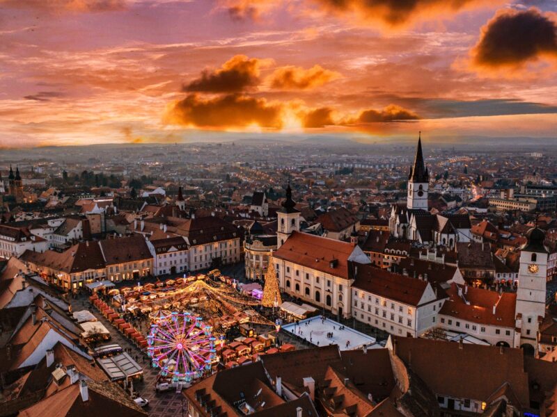 ce facem în weekend la sibiu. se deschide târgul de crăciun, mergem la teatru și românia u20 joacă cu germania pe „municipal”