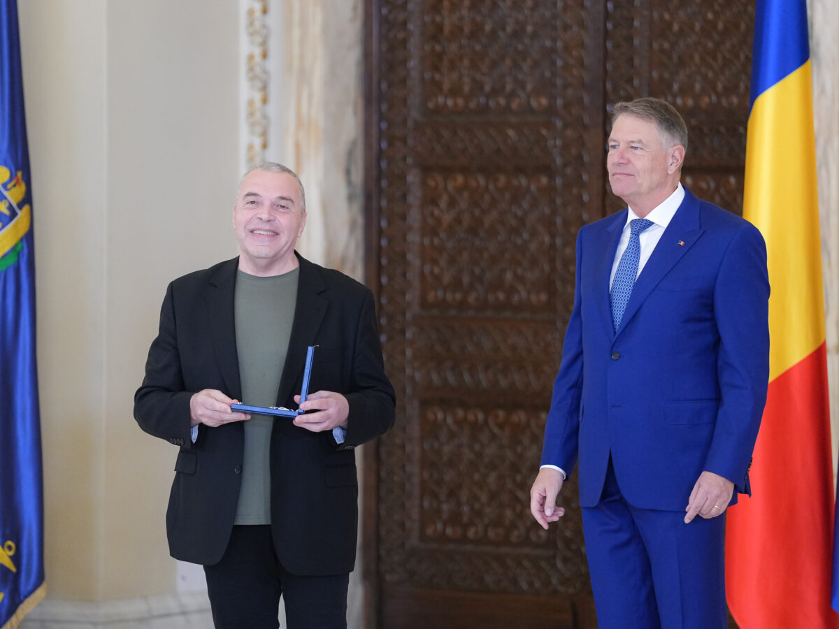 Teatrul „Radu Stanca”, decorat de Klaus Iohannis - A primit Ordinul „Meritul Cultural” în grad de Comandor