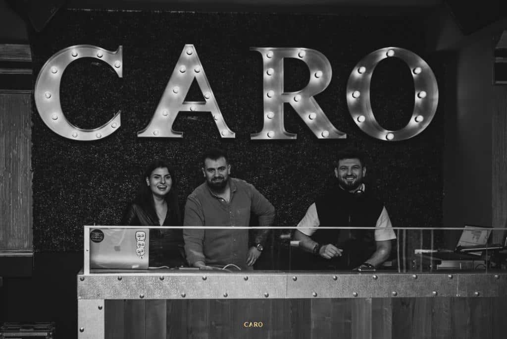 caro sibiu dă startul distracție în weekend - dj de top și shot-uri gratuite pentru fete