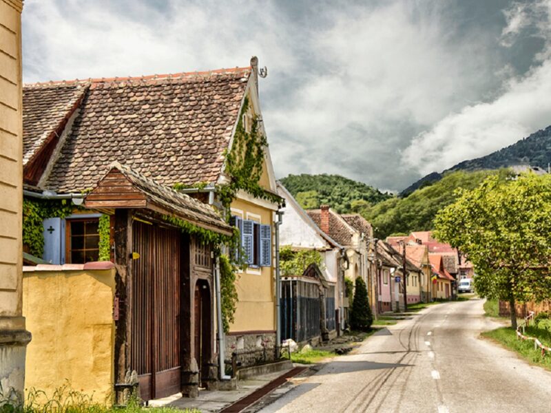 Satele din Sibiu, „magnet” pentru tineri - Locul ideal pentru deschiderea micilor afaceri