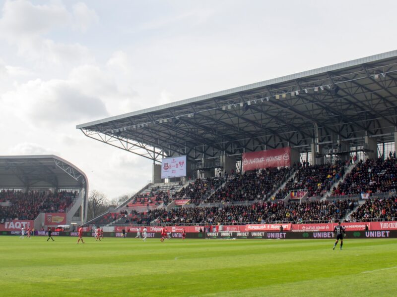 fc hermannstadt a scos la vânzare online biletele pentru jocul cu fc u craiova 1948 - din 7 mai, se găsesc bilete și la stadionul municipal