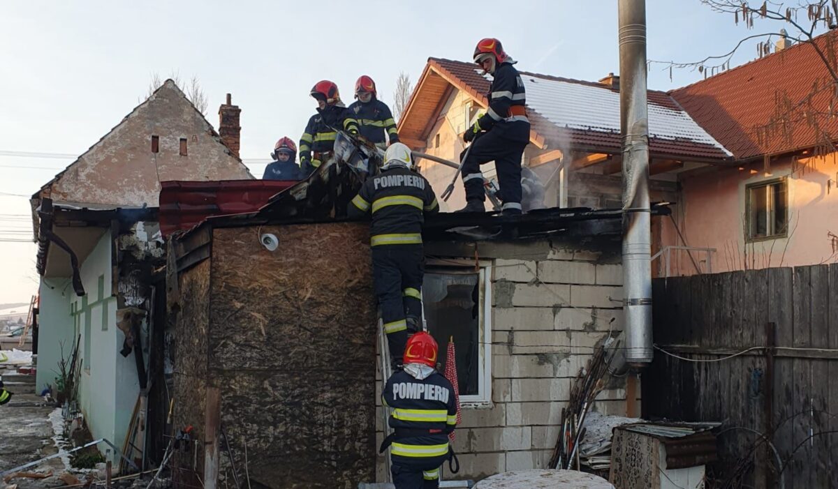 incendiu la șura mică din cauza unui scurtcircuit