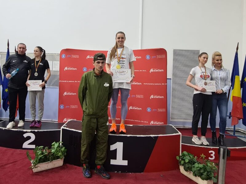 foto: sibianca tabita teușan, pe podium la campionatul național de atletism - antrenor: „vrea să participe la jocurile olimpice din 2024”