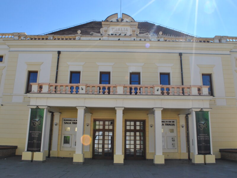 spectacol muzical de ziua internțională a femeii la sala thaila din sibiu