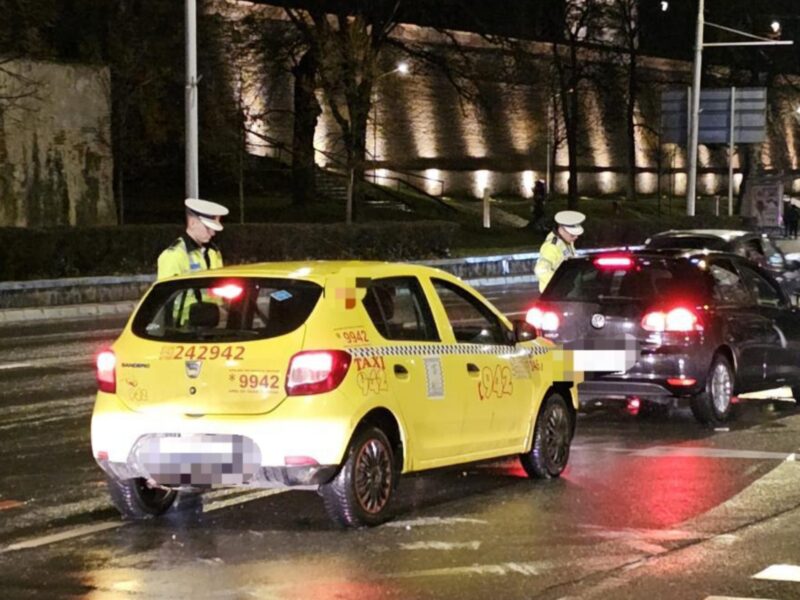 foto: razie în trafic la sibiu - sute de șoferi testați pentru alcool și droguri - 12 permise reținute