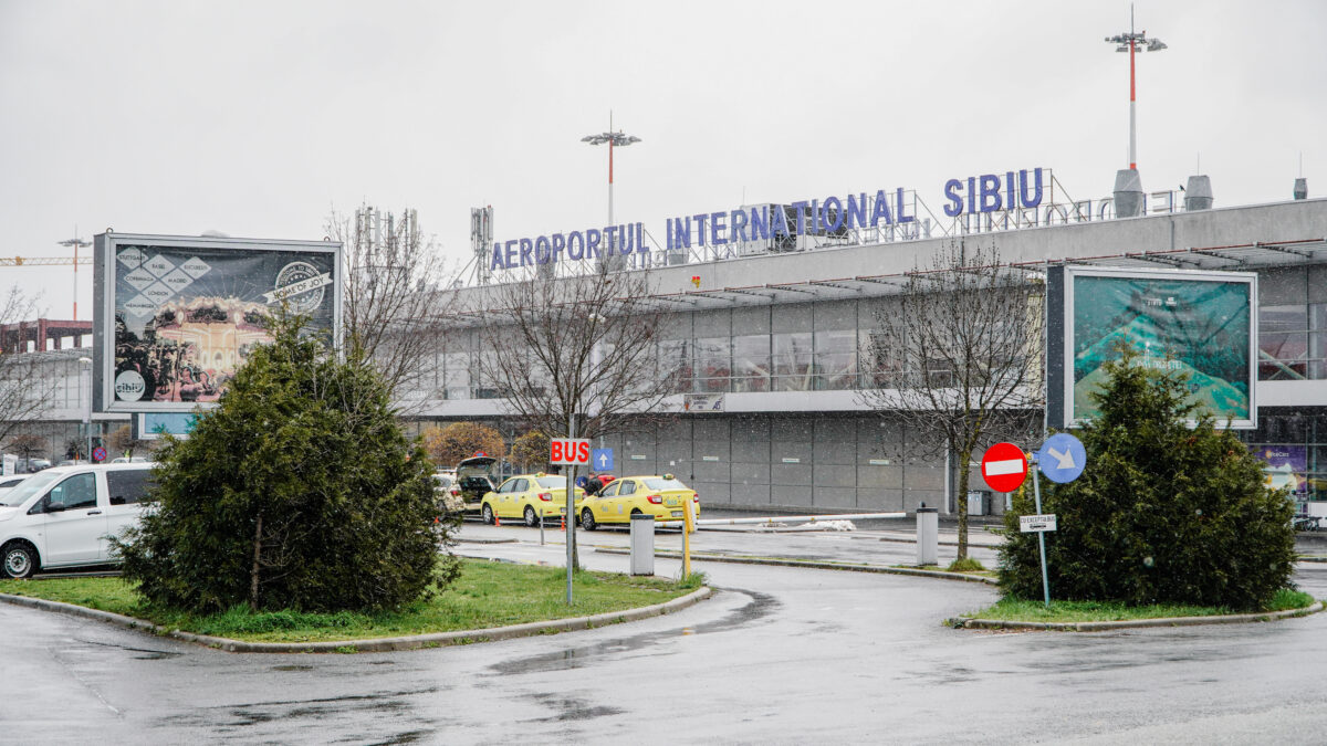 o nouă investiție la aeroport - se estimează că în 2046 vor zbura 2,5 milioane de pasageri din sibiu