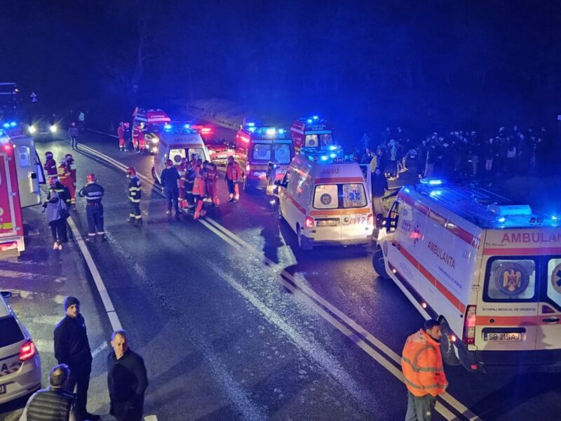 accidentul cu zeci de răniți de la hula bradului - elevii au tras o sperietură zdravănă - șofer: „am frânat brusc, n-am avut altă șansă” 