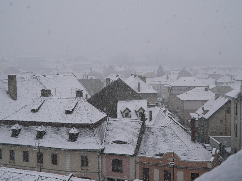 avertizări de vreme rea în românia. este cod galben de vânt, ninsori și viscol la sibiu