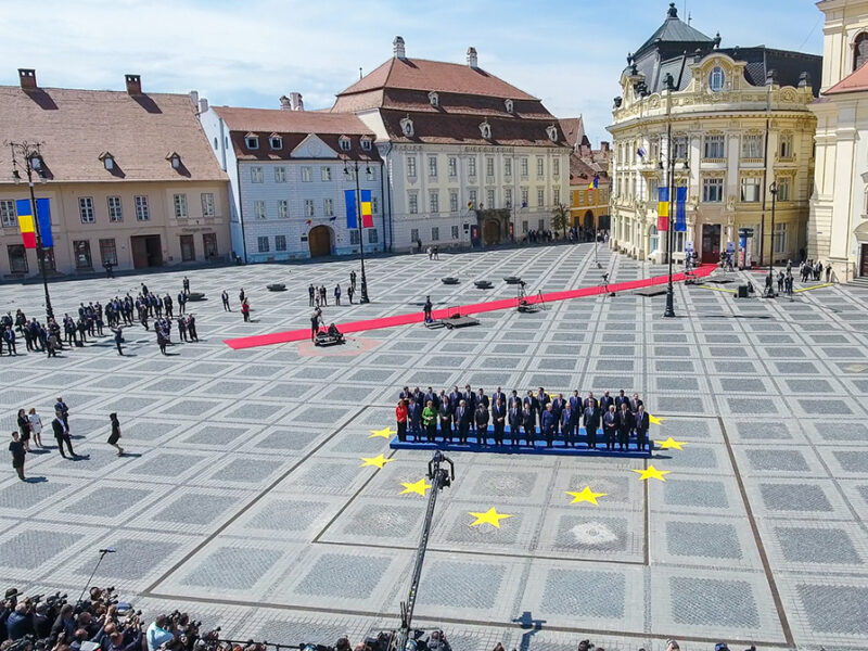 mesajul consiliului județean sibiu de ziua europei - ”îi vom ajuta întotdeauna pe cei mai vulnerabili din europa”