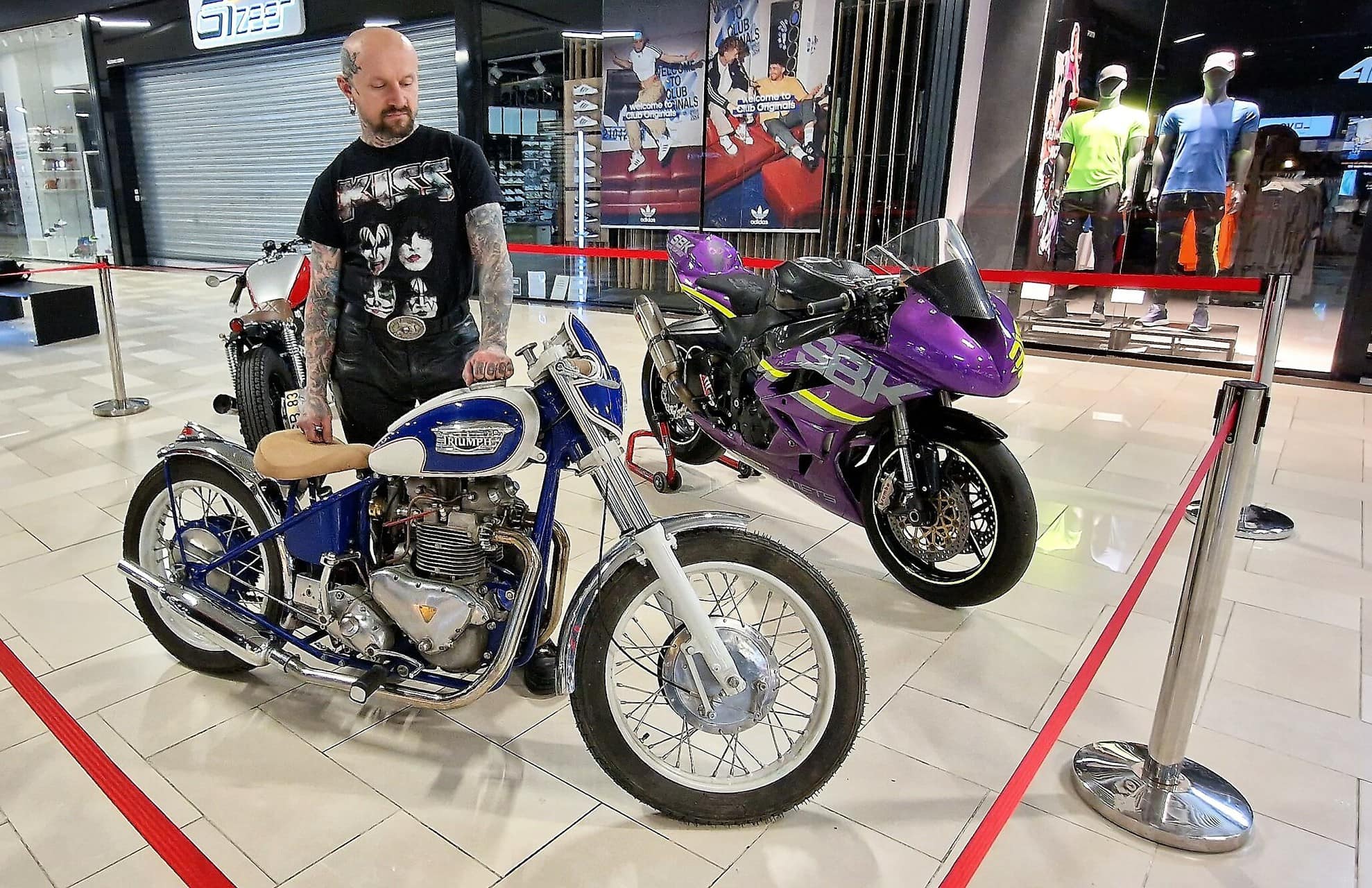 Triumph GP 500 expusă la Sibiu Bike Show Promenada Mall - Este cea mai rară motocicletă din lume