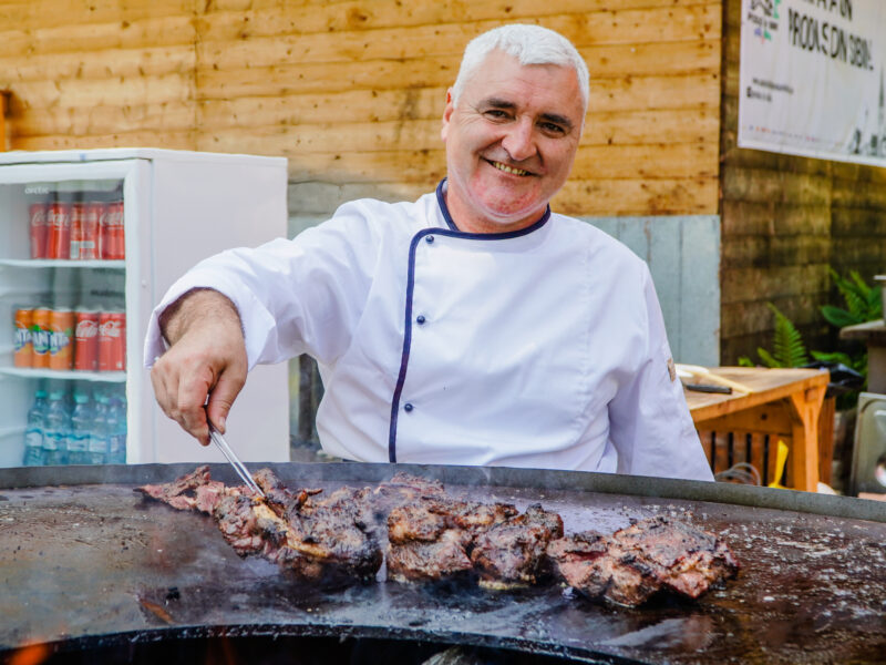 a început a iv-a ediție a târgului de ecoturism la sibiu - delicii gastronomice și experiențe pentru toate vârstele la muzeul astra