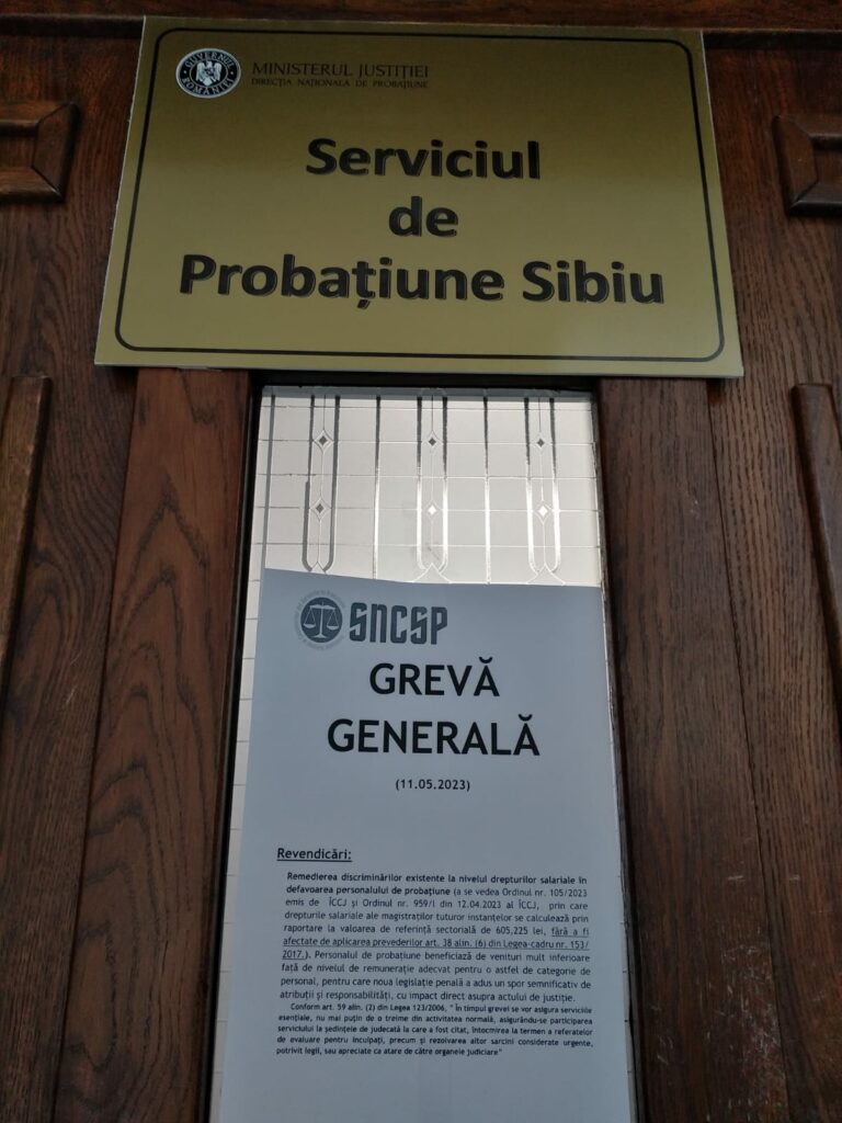 Consilierii de probațiune din Sibiu, în grevă de nouă zile - „Continuăm până se ajunge să blocăm parcursul judiciar”